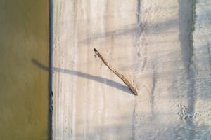 Photo Needle on doorstep