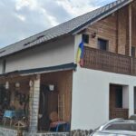 Grădina Lu’ Ion din Vișeu de Sus readuce farmecul Maramureșului autentic: tradiție vie, ospitalitate și liniște pentru turiști